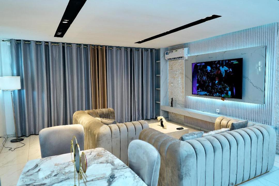 Reddington By Jvte Aparthotel Douala Bagian luar foto