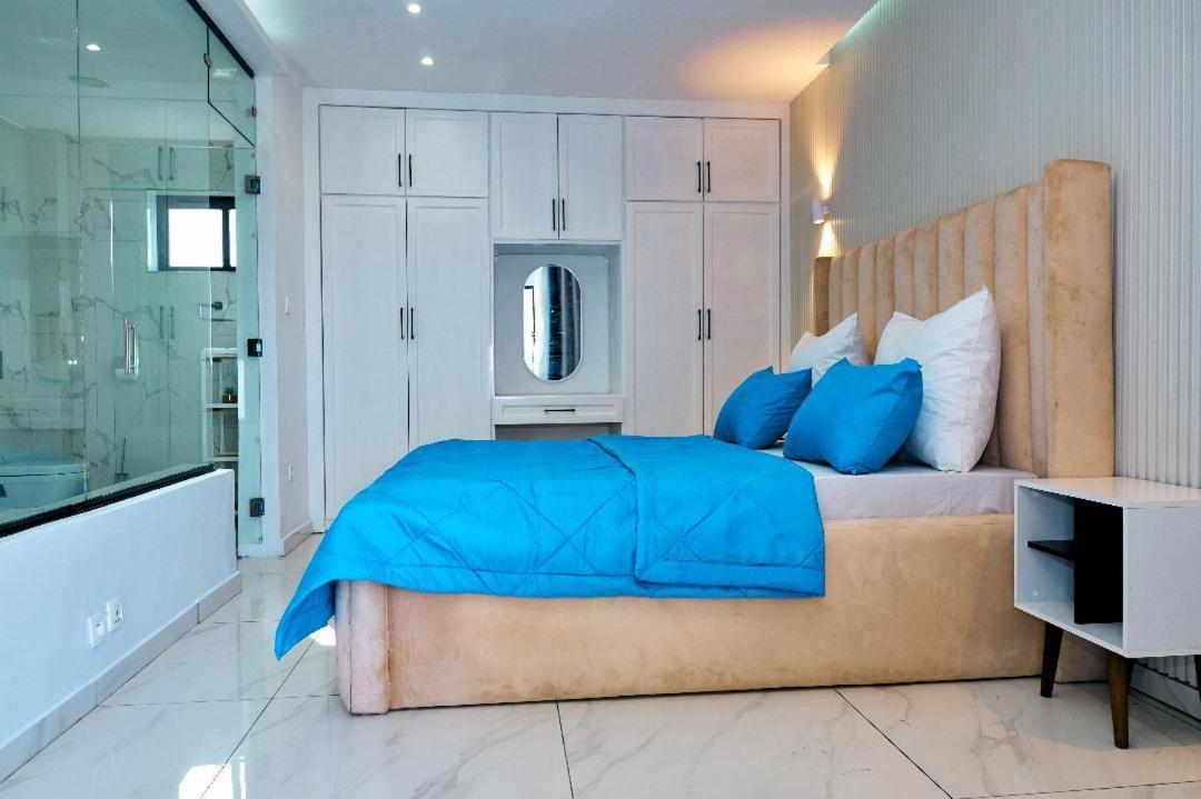 Reddington By Jvte Aparthotel Douala Bagian luar foto